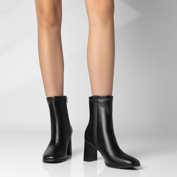 Women's Black Chunky Block Heel Square Toe Side Zipper Short Booties - Picture 8 of 9